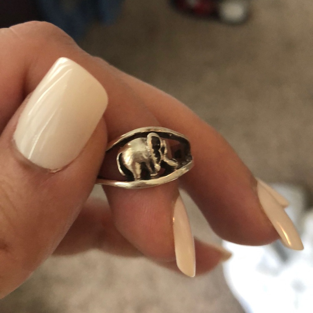 Silver Elephant ring - Picture 2 of 2